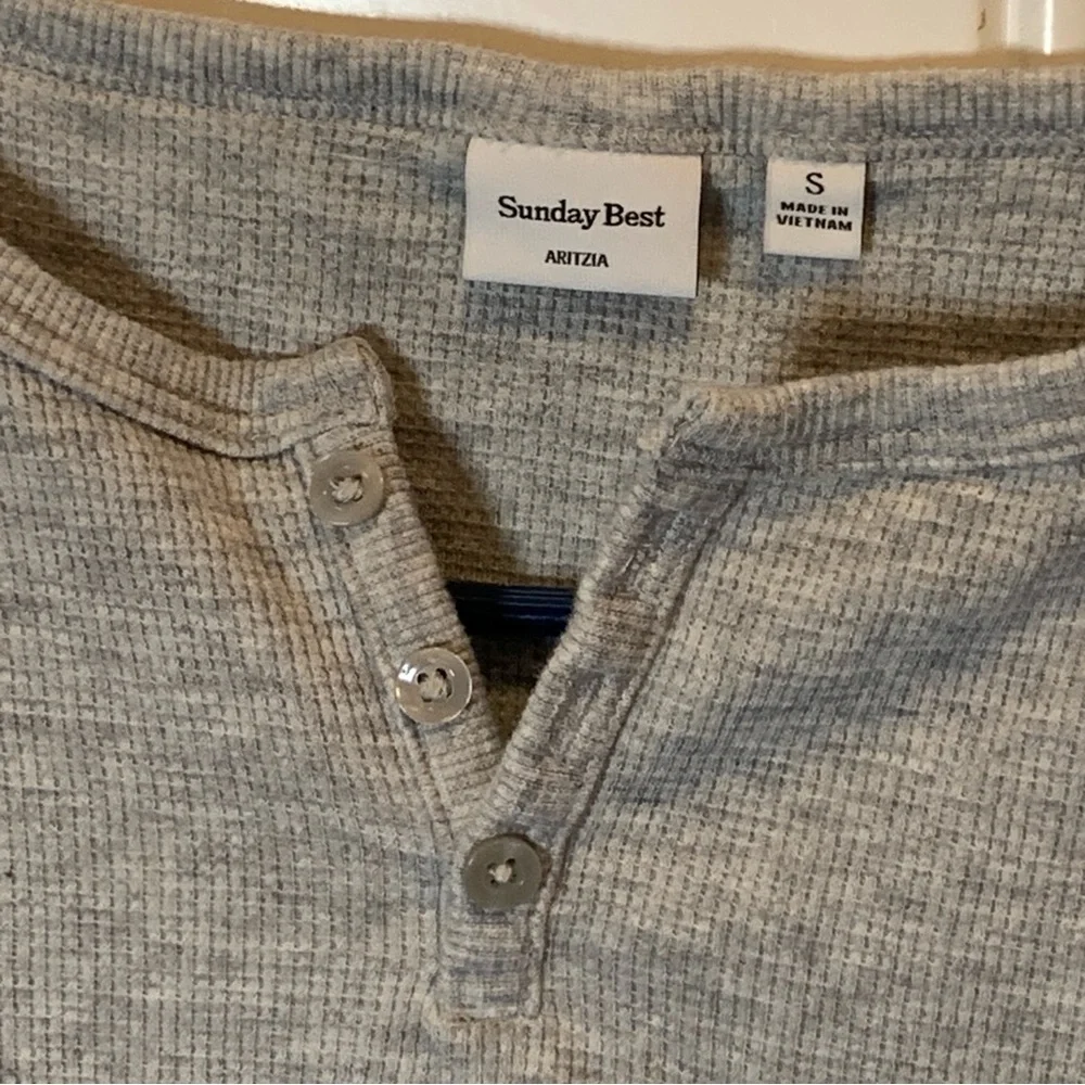 Aritzia Sunday Best Baby Waffle Rory Henley Long Sleeve Button Crewneck $35.00 - Picture 10 of 14